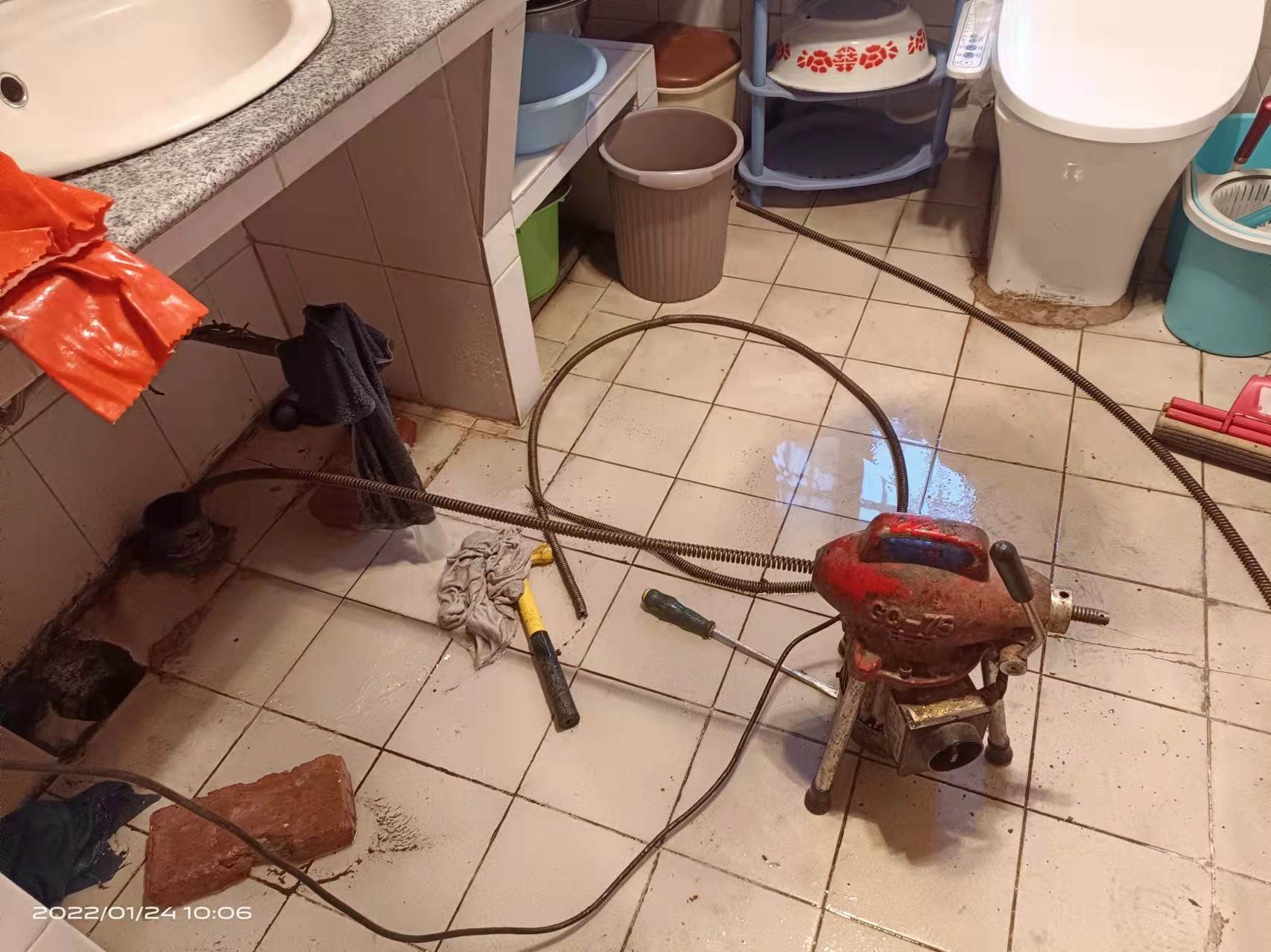 寮步镇疏通厨房下水道，地漏疏通