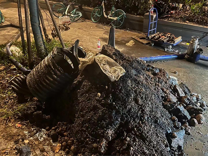 寮步镇本地下水道疏通师傅，不通不收费【距您500米】